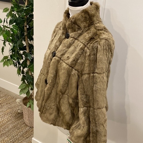 INC Swing coat NWT 3/4 sleeve faux fur by International Concept Brown Size Large - Picture 8 of 15